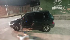 Jovem é morto a tiros enquanto dirigia no Conjunto Denisson Menezes, em Maceió