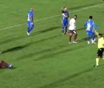 Árbitro aplica dois cartões amarelos e não expulsa jogador em partida da Série D