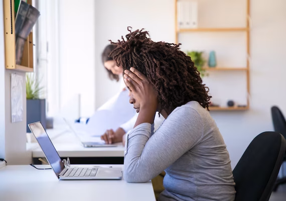Home office pode aumentar isolamento e afetar saúde mental, aponta estudo
