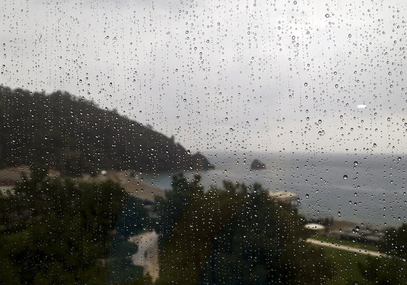 Fim de semana do Natal deverá ter chuvas na maioria do país; confira previsão para Maceió