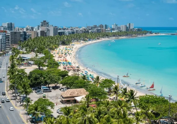 Boletim do IMA revela: oito praias de Maceió estão impróprias para banho