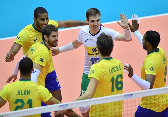 Após vitória contra Argentina, Brasil segue invicto na Copa do Mundo de Vôlei