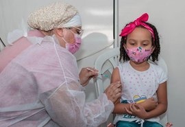 Maceió começa a vacinar crianças de 4 anos contra a Covid-19