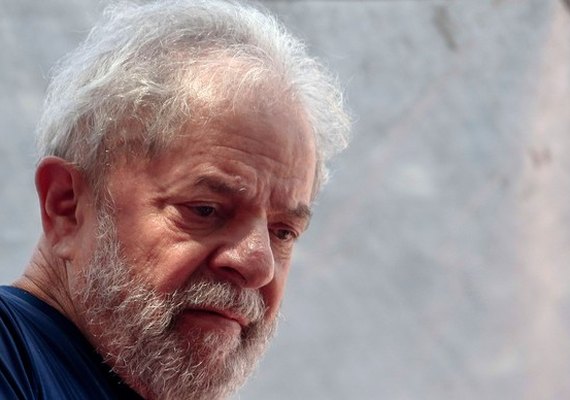 Líderes sindicais são proibidos de visitar Lula na prisão