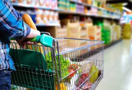 Pressionada por conta de luz, prévia da inflação de julho é de 0,36%