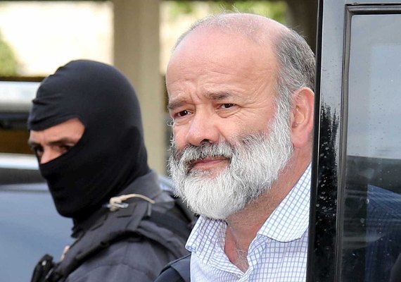 Com bens bloqueados, alvos da Lava Jato não pagam multa e seguem presos
