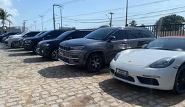 Carros de luxo são apreendidos em operação que teve como alvo Rico Melquíades e Babal Guimarães