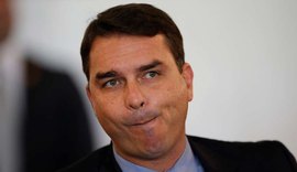Gilmar Mendes suspende julgamento sobre foro de Flávio Bolsonaro