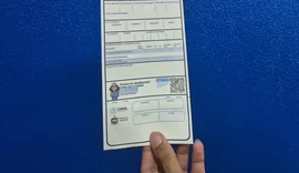 Casal passa a emitir conta de água em novo formato