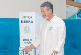 Lira comemora desempenho na eleição e inclui Maceió nas suas vitórias