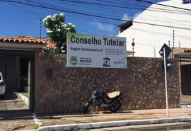 Conselheiro tutelar é afastado do cargo após acusação de assalto