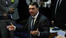 Flávio Bolsonaro comemora classificação de CV e PCC como organizações terroristas