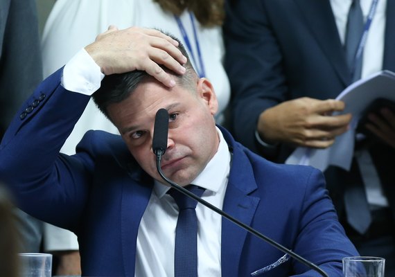 Moraes determina cassação da aposentadoria de ex-diretor da PRF