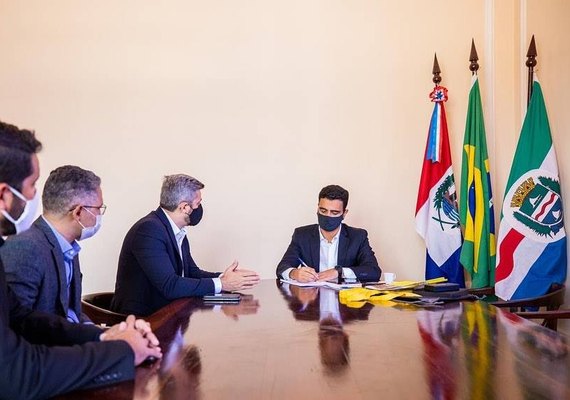 JHC prepara redução de gastos na prefeitura