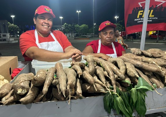 Feira da Agricultura Familiar leva produtos do campo a Murici e  reforça geração de renda para cooperativas