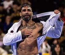 Campeão mundial de jiu-jítsu, Leandro Lo é morto por PM durante show