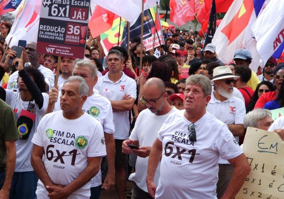 Governo federal negocia transição para o fim da escala 6x1 e redução da jornada
