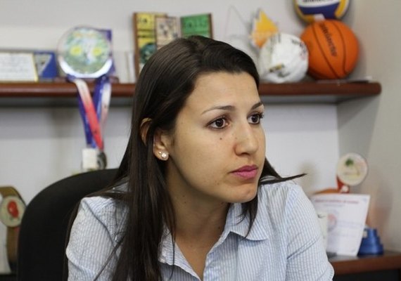 Secretária Cláudia Petuba lança nota com esclarecimentos