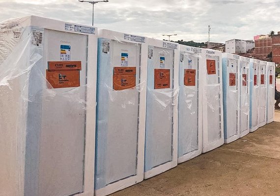 Messias e Poço das Trincheiras recebem campanha de troca de geladeiras