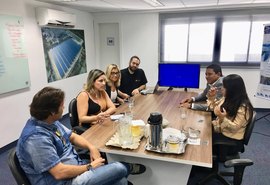 Grupo cearense vai construir usina de energia solar em Palmeira, anuncia Júlio Ceza