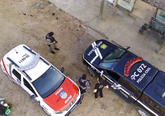 Polícia prende suspeitos de tráfico de drogas em Porto Real do Colégio