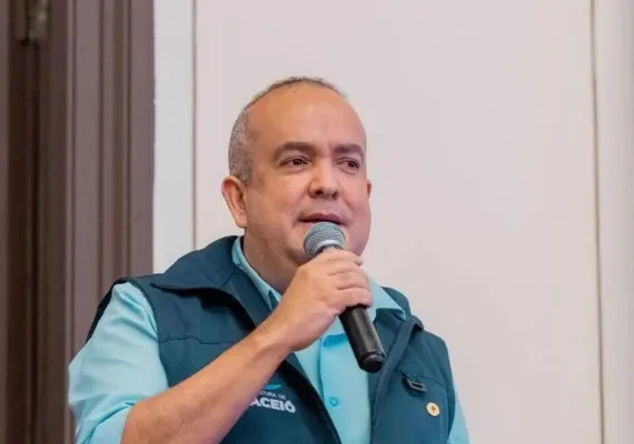 Saúde tem novo secretário em Maceió, o quarto em menos de 4 anos
