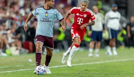 João Gomes faz primeiro gol com a camisa do Aston Villa em amistoso contra o Bayern