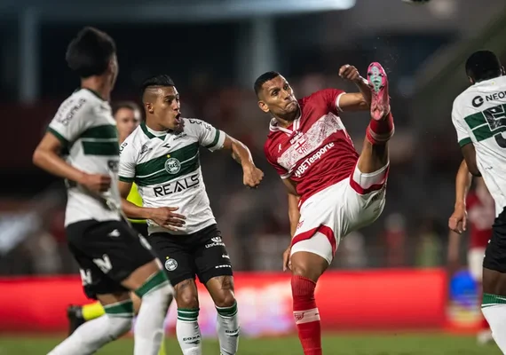 Coritiba e CRB se enfrentam nesta sexta em jogo decisivo no Couto Pereira