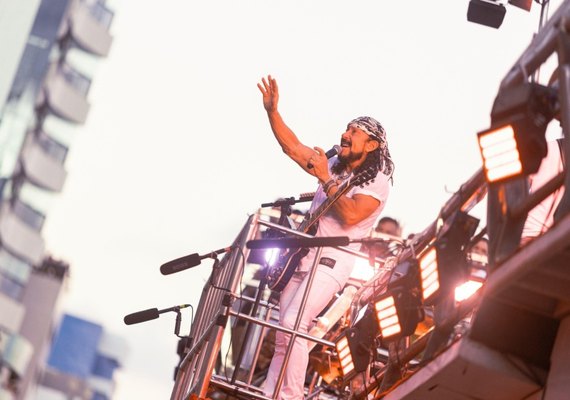 Verão Massayó: arrastão de Bell Marques abre 2026 com festa na orla de Maceió