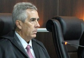 Após reforma na sentença de 1º grau, TRE/AL mantém mandato de prefeito e vice