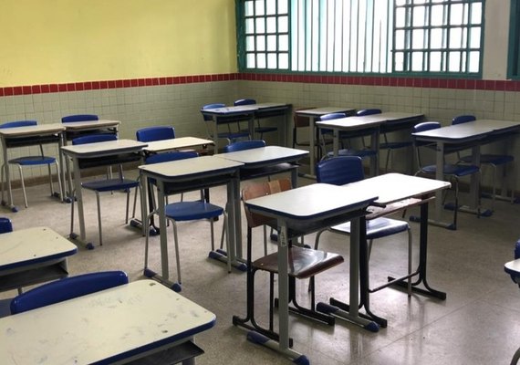 Semed estabelece ensino híbrido na rede municipal de Maceió