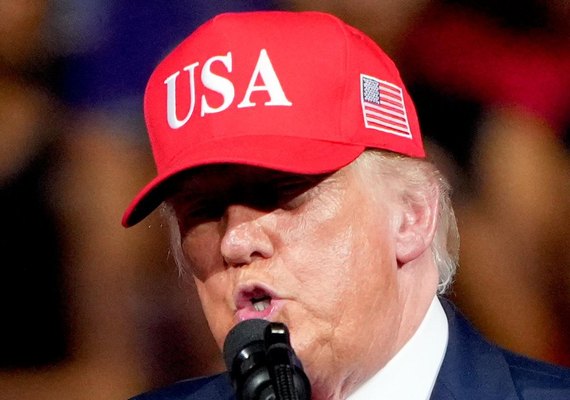 Trump afirma acompanhar de perto as eleições brasileiras