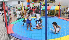 Crianças têm dia de brincadeiras e conscientização no Fórum de Marechal Deodoro