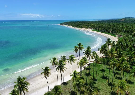 Praia do Patacho é eleita uma das praias mais limpas do Brasil