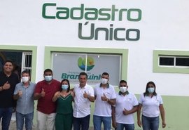 Prefeitura de Branquinha entrega cestas básicas e reforma da sede do CadÚnico