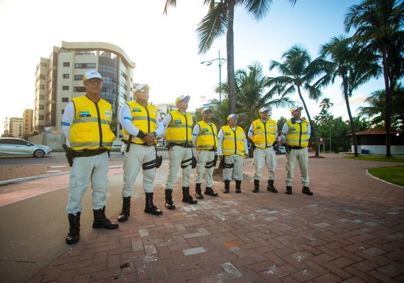 Ronda no Bairro reforça segurança nas prévias carnavalescas de Maceió
