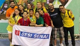 Equipes Sesi/Senai comemoram prêmios no torneio regional de robótica