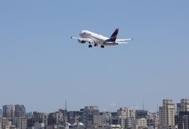 Greve geral na Argentina afeta voos da Latam