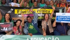 Sinteal acusa JHC de mentir e desvalorizar educação com novo reajuste menor que o prometido