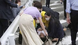 Vídeo: ex-primeiro ministro japonês Shinzo Abe morre após ser baleado em evento eleitoral