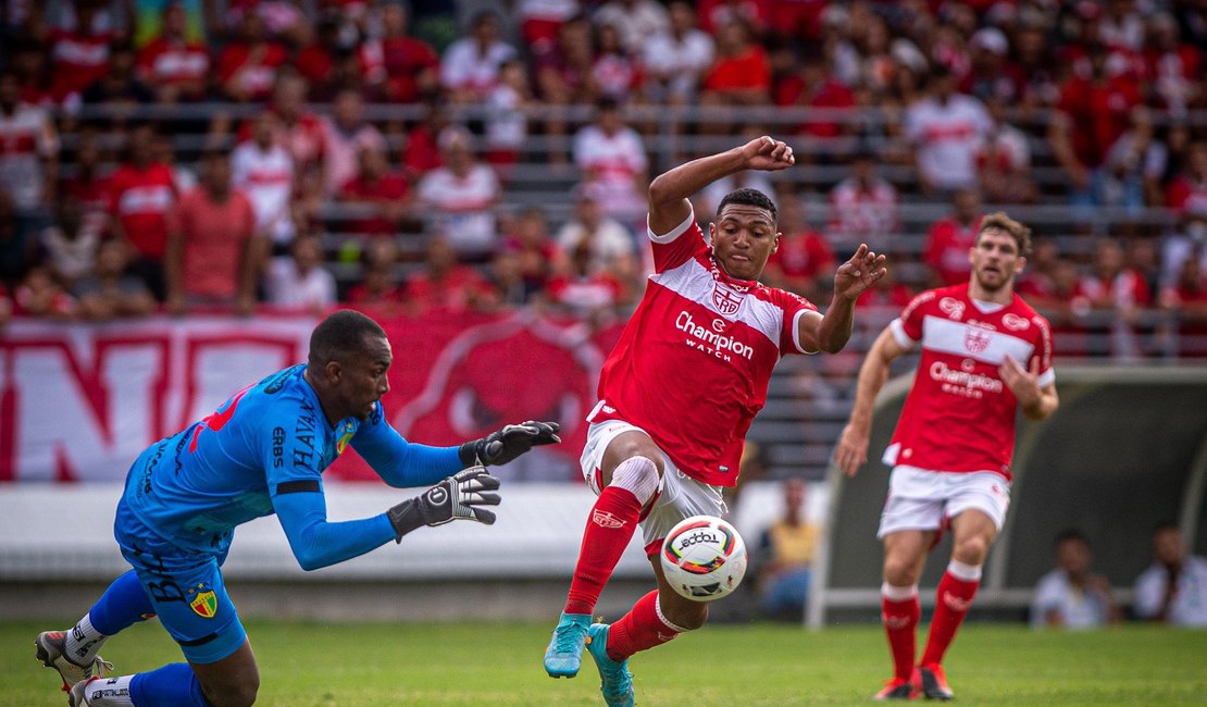 Coluna do Galo: 'Nem ganhemos, nem perdemos, empatemos. Assinado: Nicodemos'