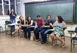 Técnicas da Semas falam sobre Assistência Social para alunos da Ufal