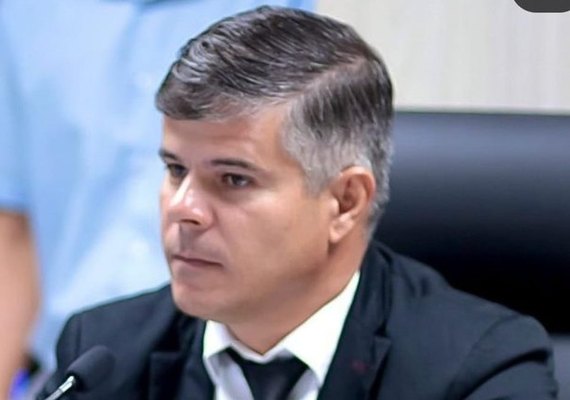 Presidente da Câmara de Rio Largo divulga carta de renúncia e anuncia medidas judiciais