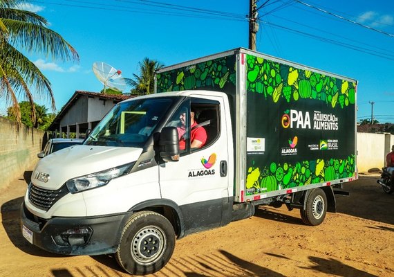 Agricultura familiar de Penedo ganha equipamento de apoio ao trabalho