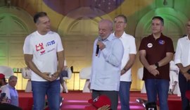 Lula fala em parceria com Renan Filho e faz elogios durante ato em Maceió