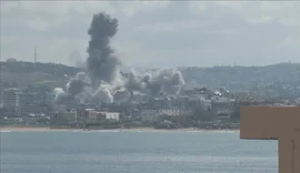 Israel mantém bombardeios no Líbano após cessar-fogo