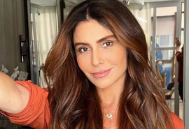 Giovanna Antonelli exibe corpão de biquíni aos 48 anos e recebe elogios