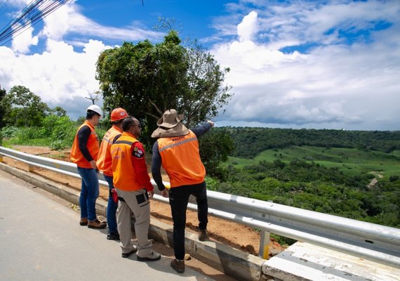 Defesa Civil de Maceió atua em Rio Largo com cooperação técnica em erosão