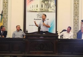 Renan Calheiros, RF e Quintella participam de encontro com setor produtivo