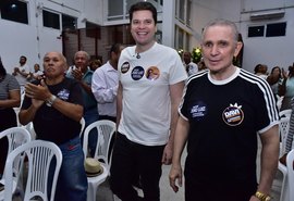 Davi Davino reúne lideranças evangélicas e reforça pré-candidatura ao Senado